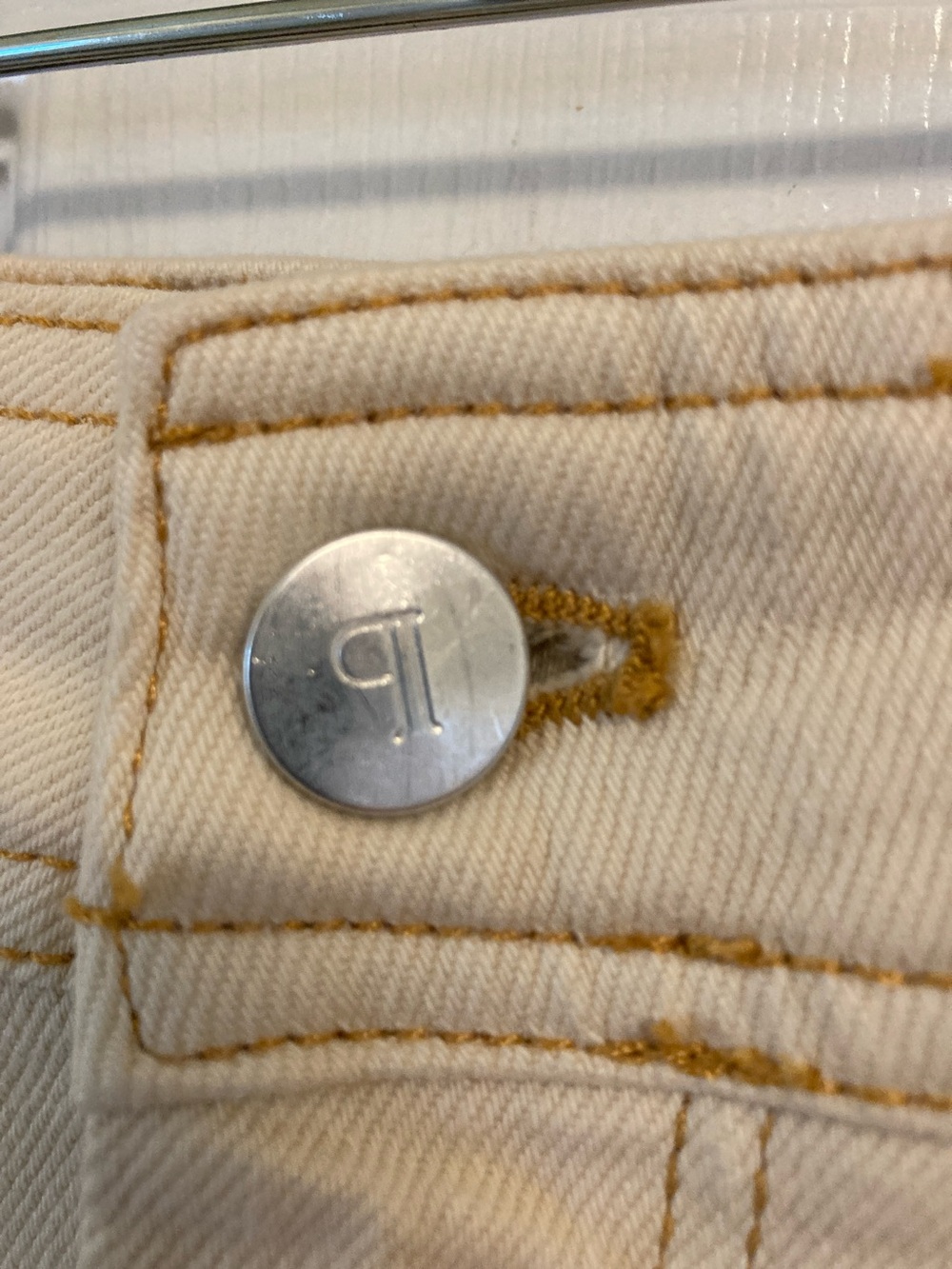 Pilcro Cream Wide-Leg Cropped Denim Trousers - Picture 3 of 11